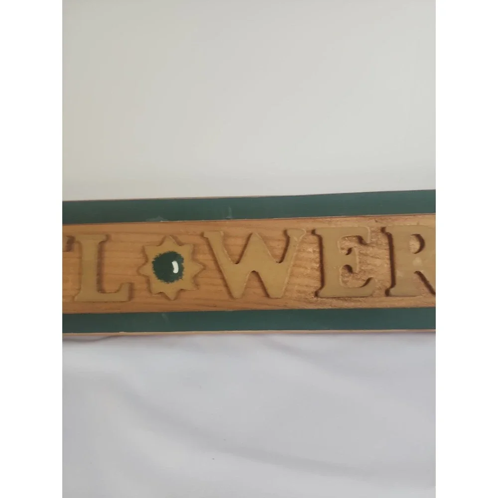 3D‎ Wooden Sunflower Hanging Sign Handpainted Made In The USA